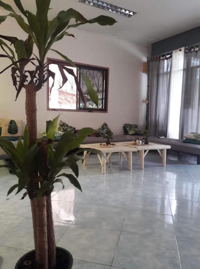 Baan Kai Hostel Баан Кхай Экстерьер фото
